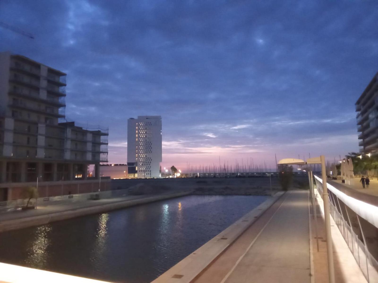 Ap4Us B1 - Apartment For Us - Sightseeing & Beach Near To Barcelona Badalona Exterior photo